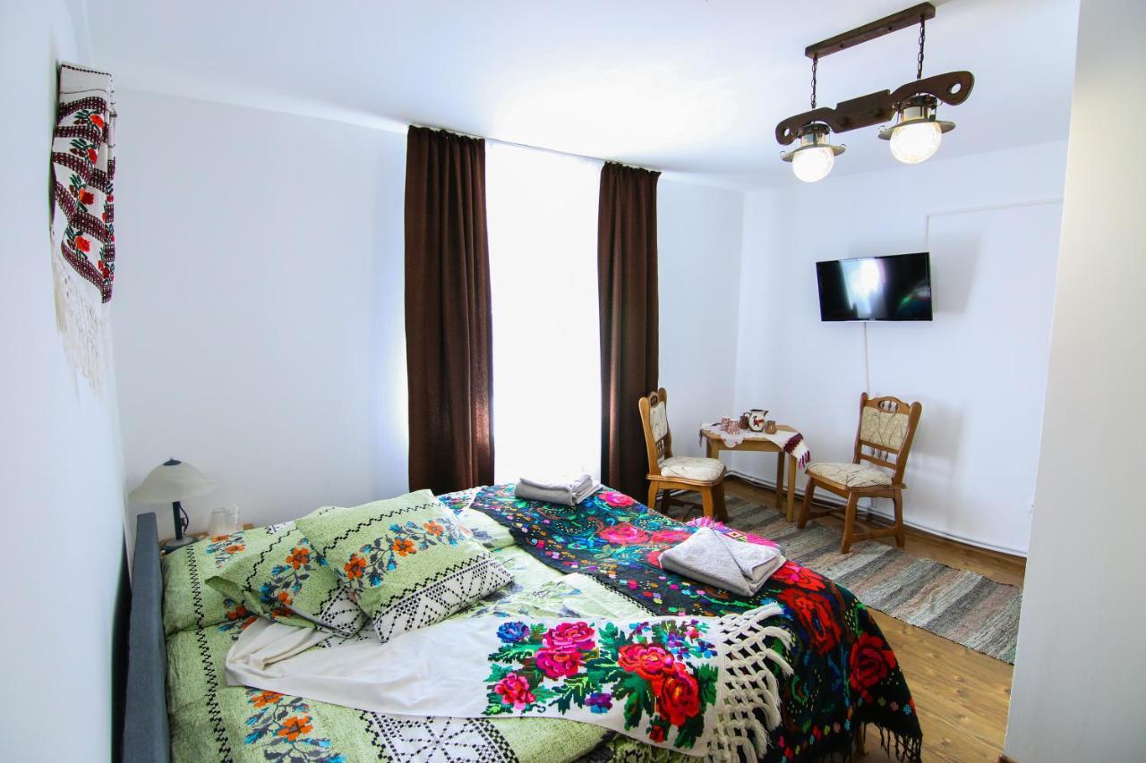 Lacrima Izei Săcel Exterior foto